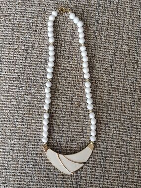 White Beaded Necklace with Off White Enamel Gold Tone Accent